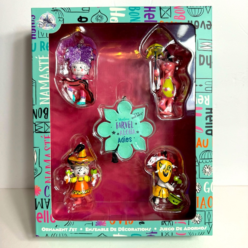 NWT. Disney It's a Small World Ornament. 5 piece set.